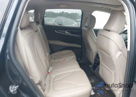 2022 Lincoln Nautilus Reserve z USA, uszkodzony, nr VIN 2LMPJ6K90NBL05174